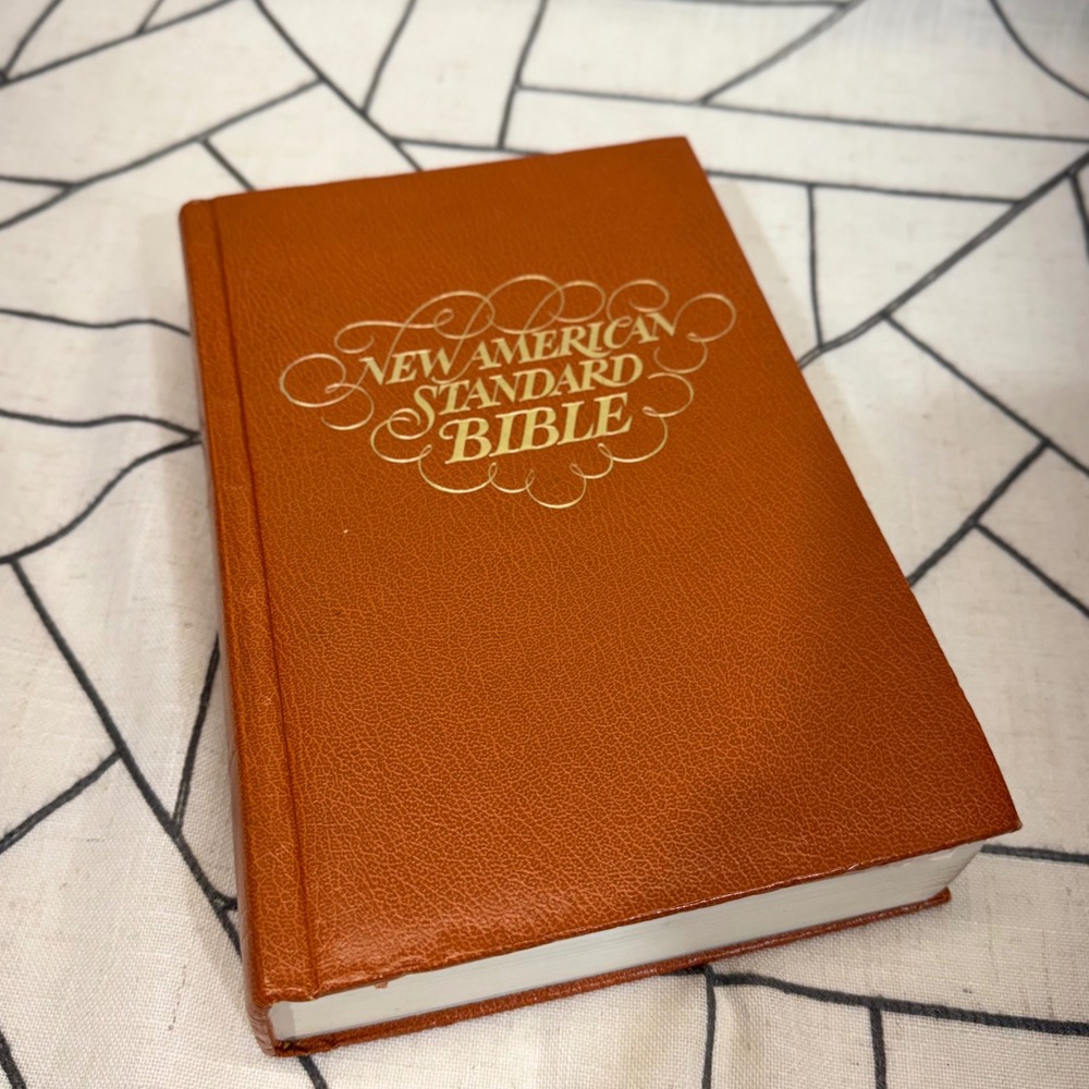 Creation House New American Standard Bible Reference Edition Brown 1973 NASB